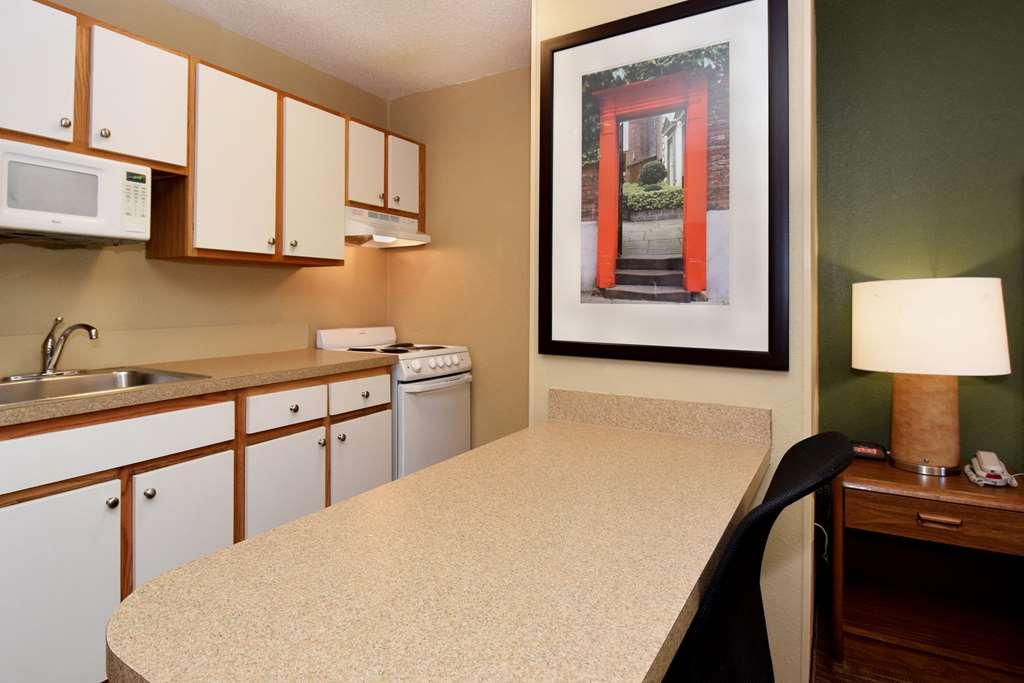 Extended Stay America Suites - Dallas - Plano Parkway - Medical Center الغرفة الصورة