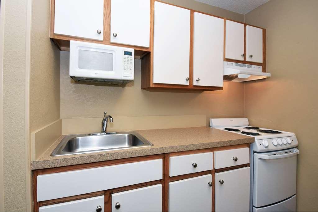Extended Stay America Suites - Dallas - Plano Parkway - Medical Center الغرفة الصورة